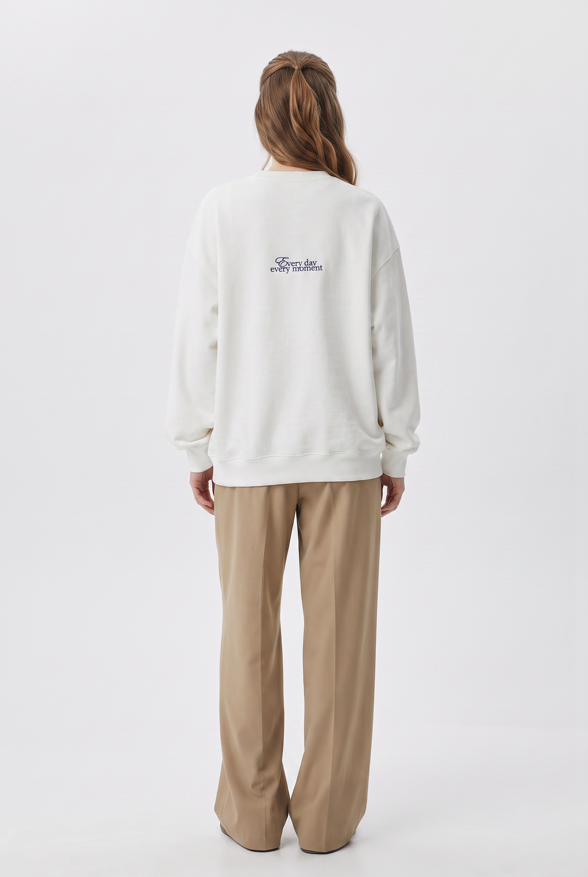 White Motivational Graphic Cotton Sweatshirt