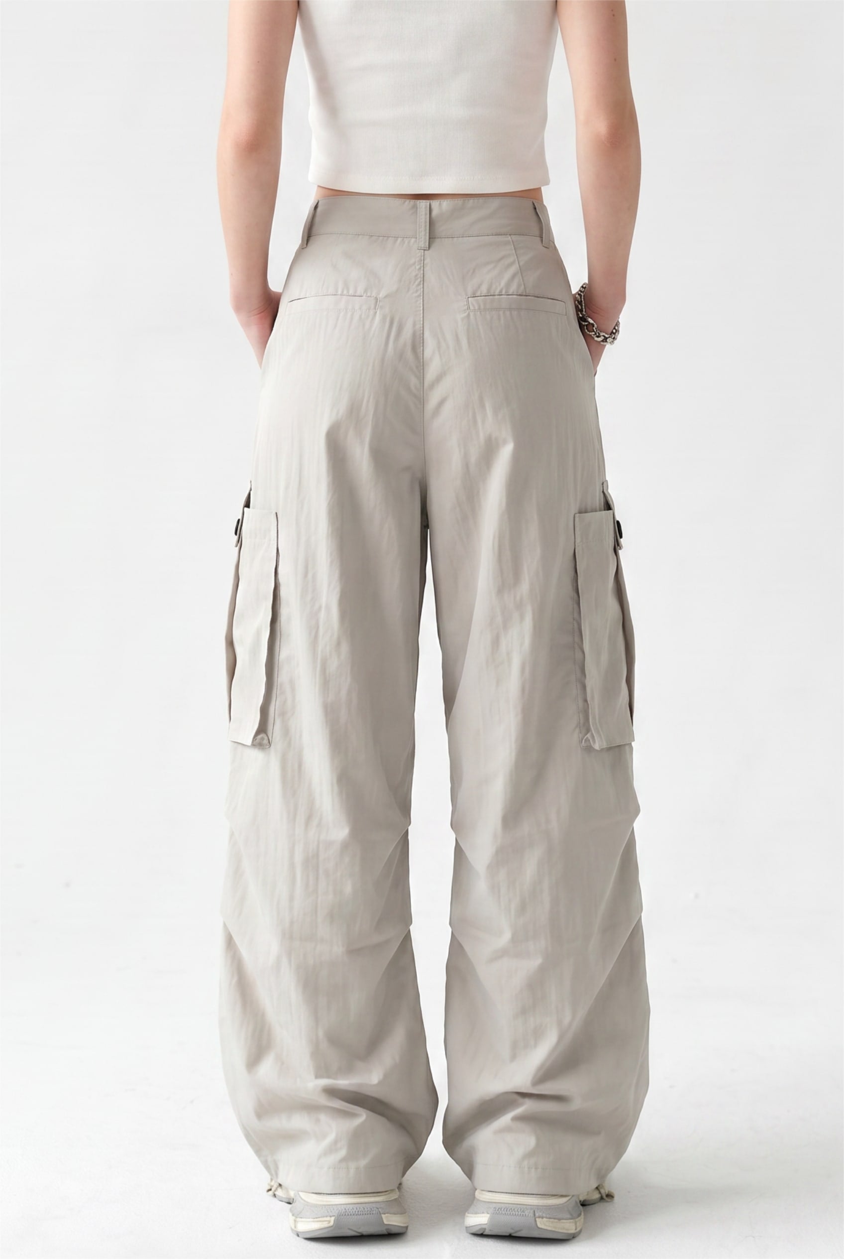 Stone Grey Wide-Leg Cargo Pants
