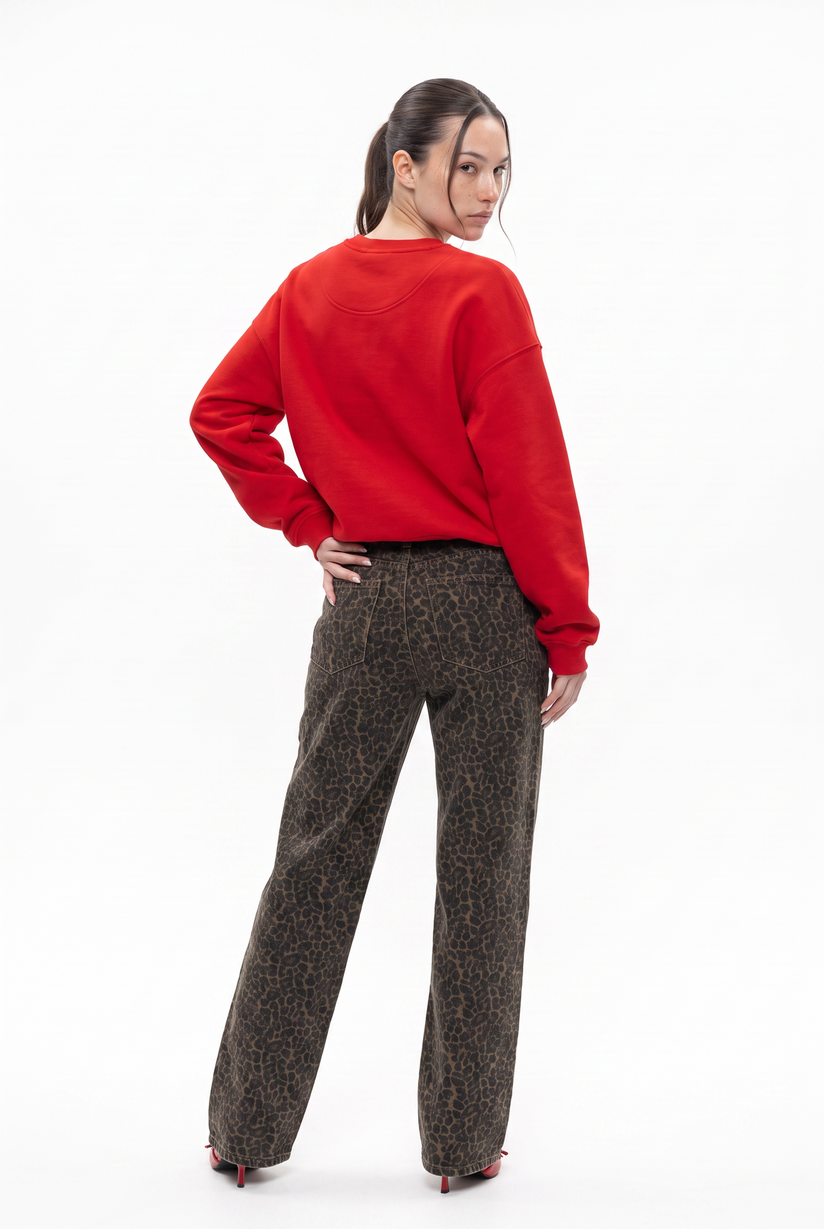 Red Oversized Graphic Cotton Sweatshirt