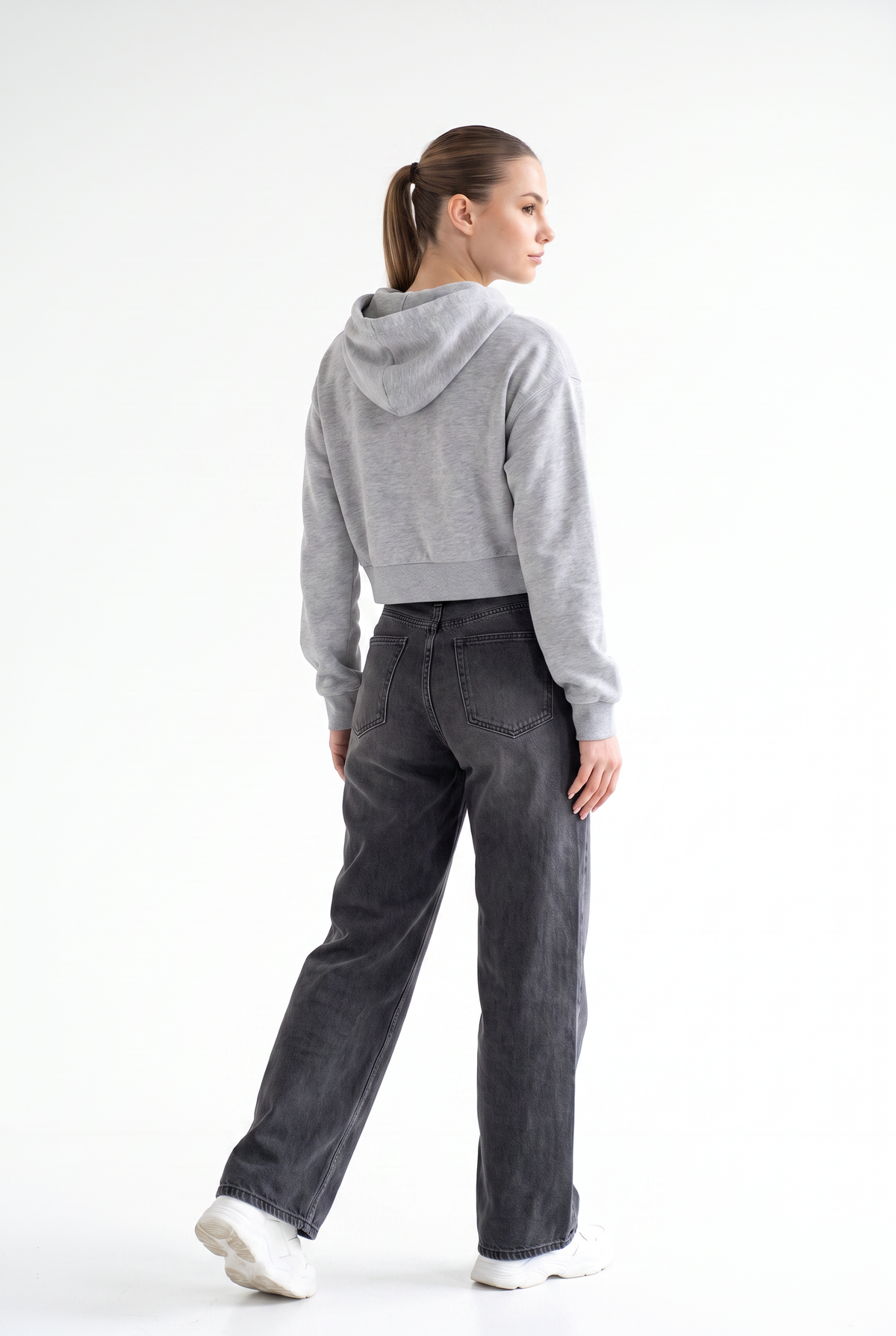 Gray Cropped Graphic Pullover Hoodie