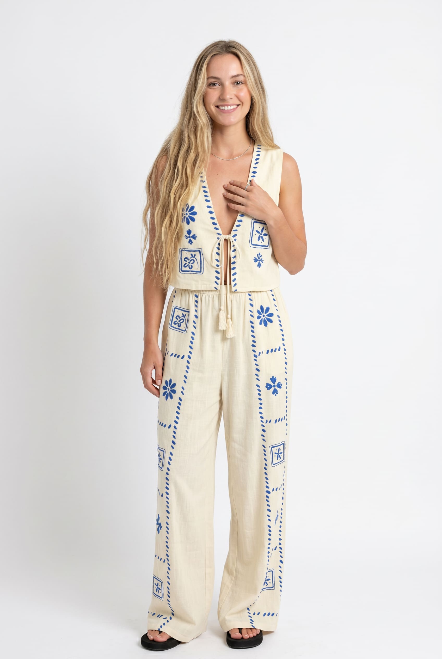 Cream Embroidered Co-ord Set Blue Details