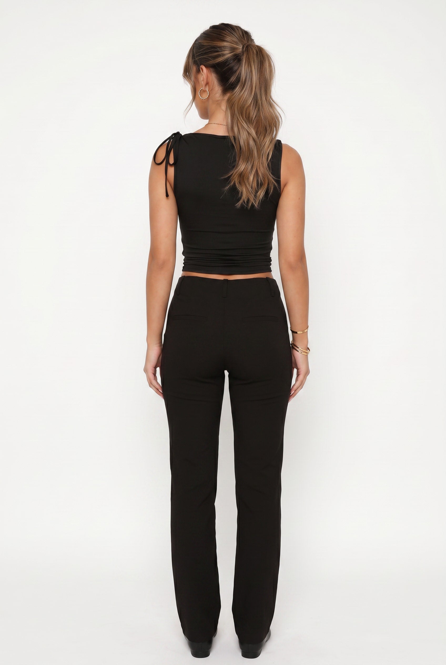 Black Sleeveless Fitted Crop Tank