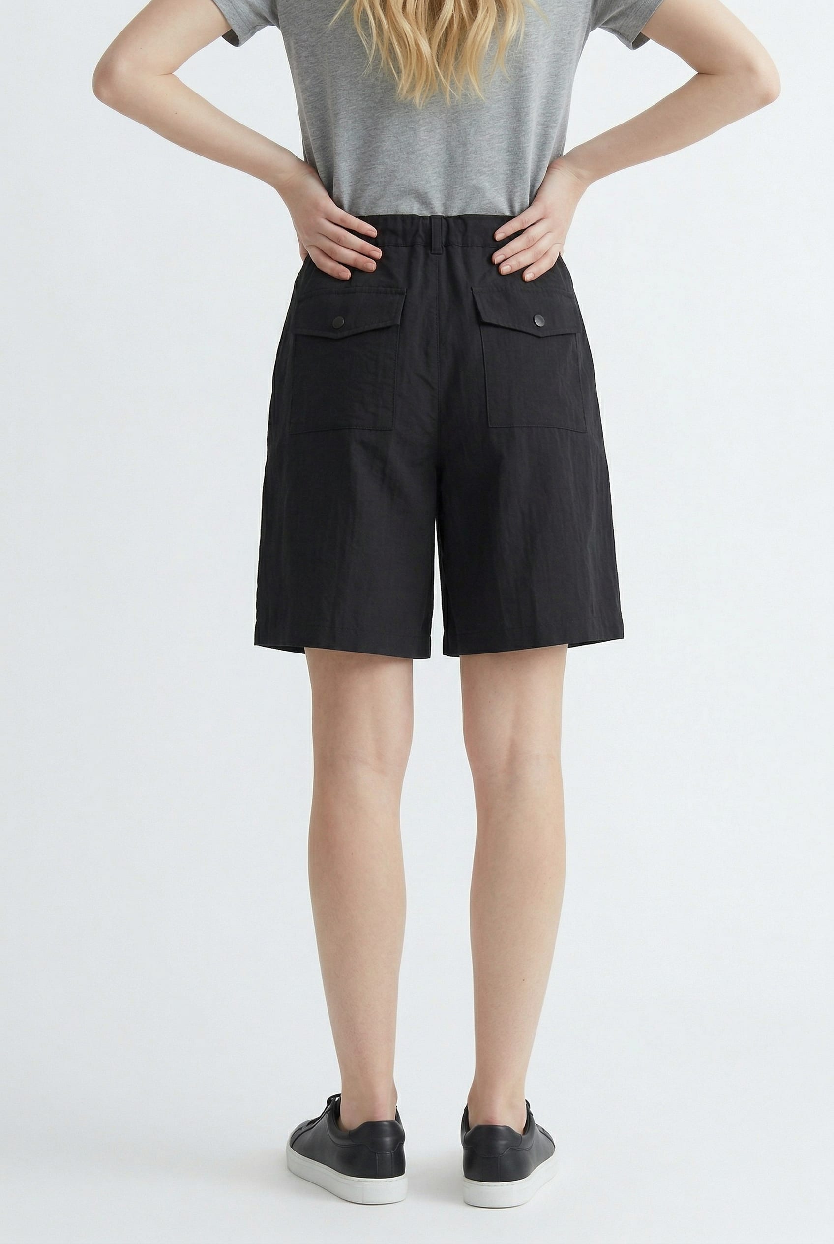 Black Pleated High-Waist Tailored Shorts