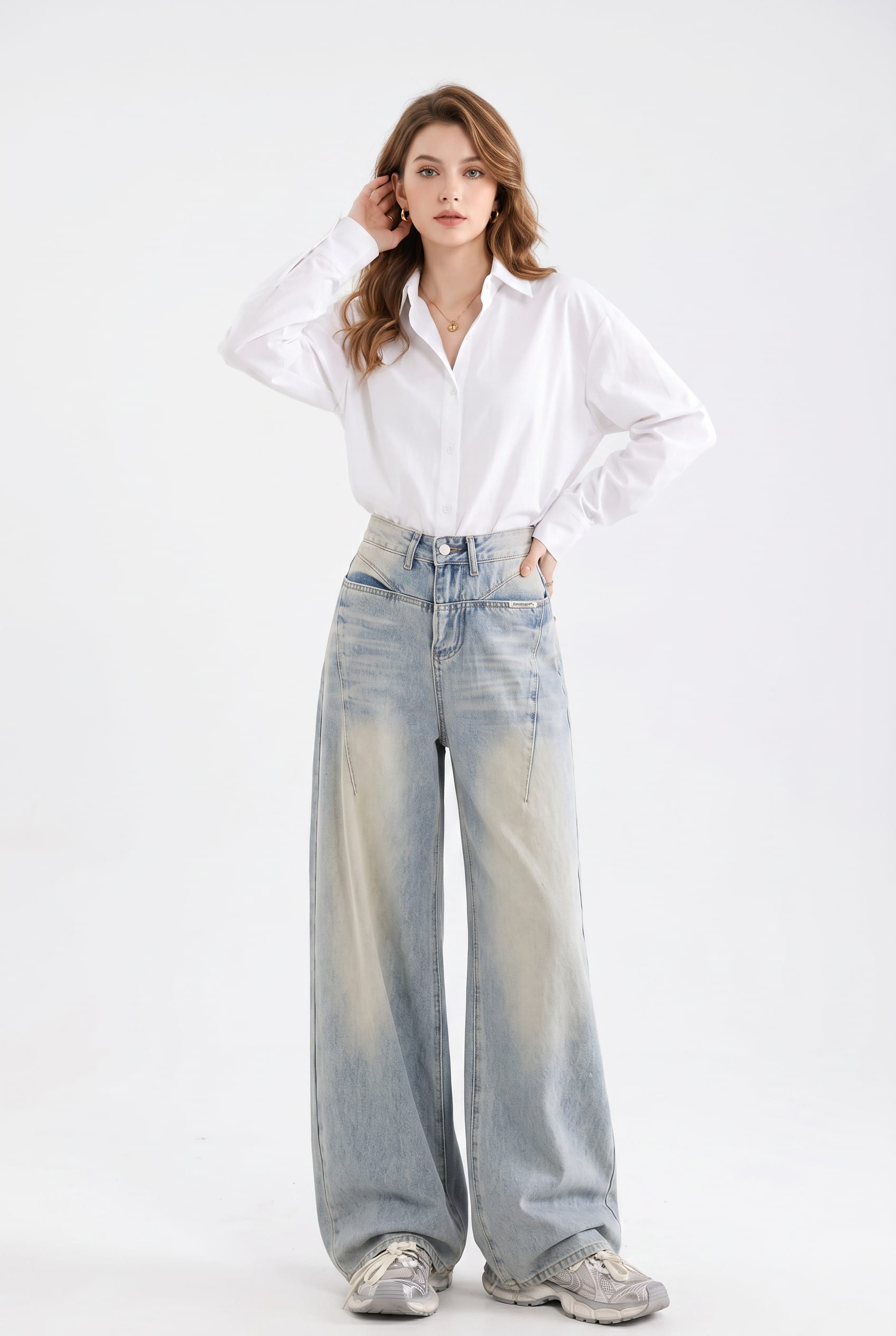 Light Wash Wide-Leg Denim Jeans